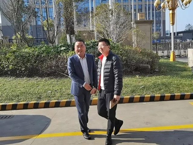 新春伊始，龙湾区空港管委会辅导率队光临集团走访慰问